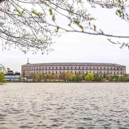 Congress Mercure An Der Messe Hotel