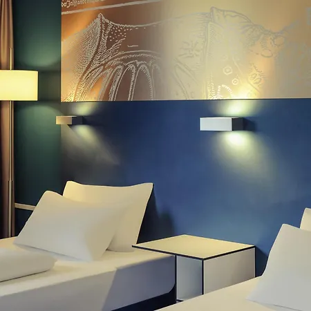 Congress Mercure An Der Messe 4*