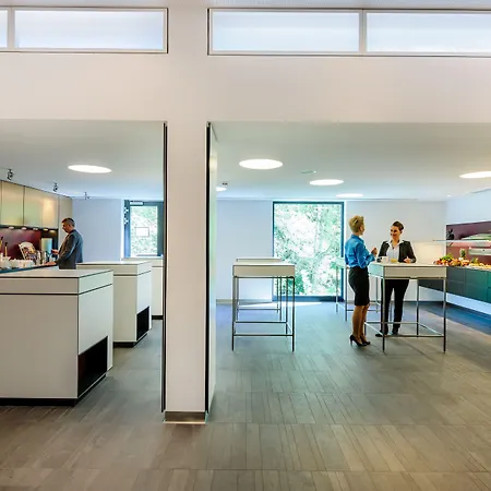 Congress Mercure An Der Messe 4*