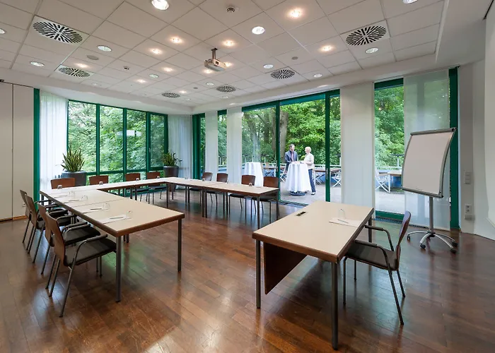 Hotell Congress Mercure An Der Messe 4*