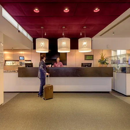 Congress Mercure An Der Messe 4*