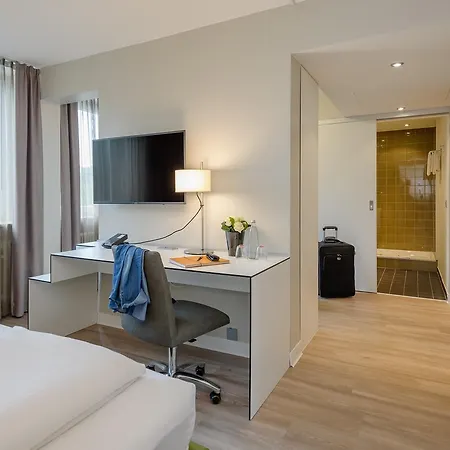 Congress Mercure An Der Messe 4*